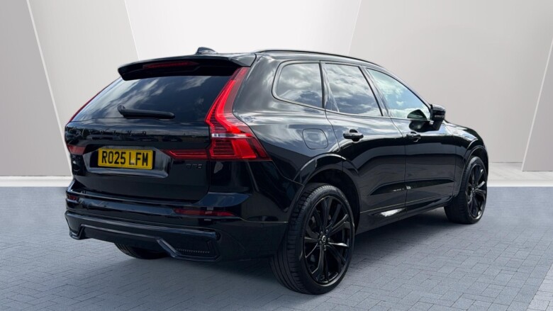 Volvo XC60 2.0 B5P Plus Black Edition 5dr AWD Geartronic Petrol Estate
